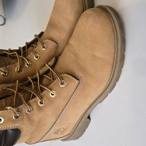 Timberland Tan Nubuck Boots with Padded Collar